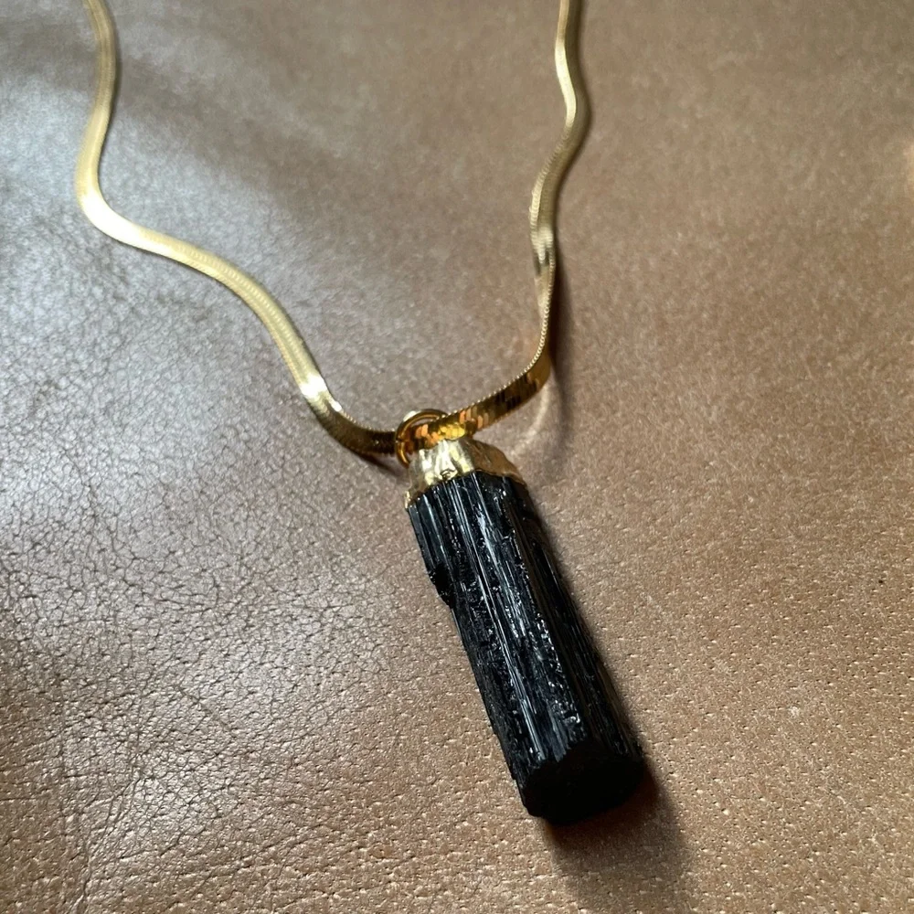 Tourmaline black crystal stone pendant charm necklace gold plated snake chain - Picture 1 of 8